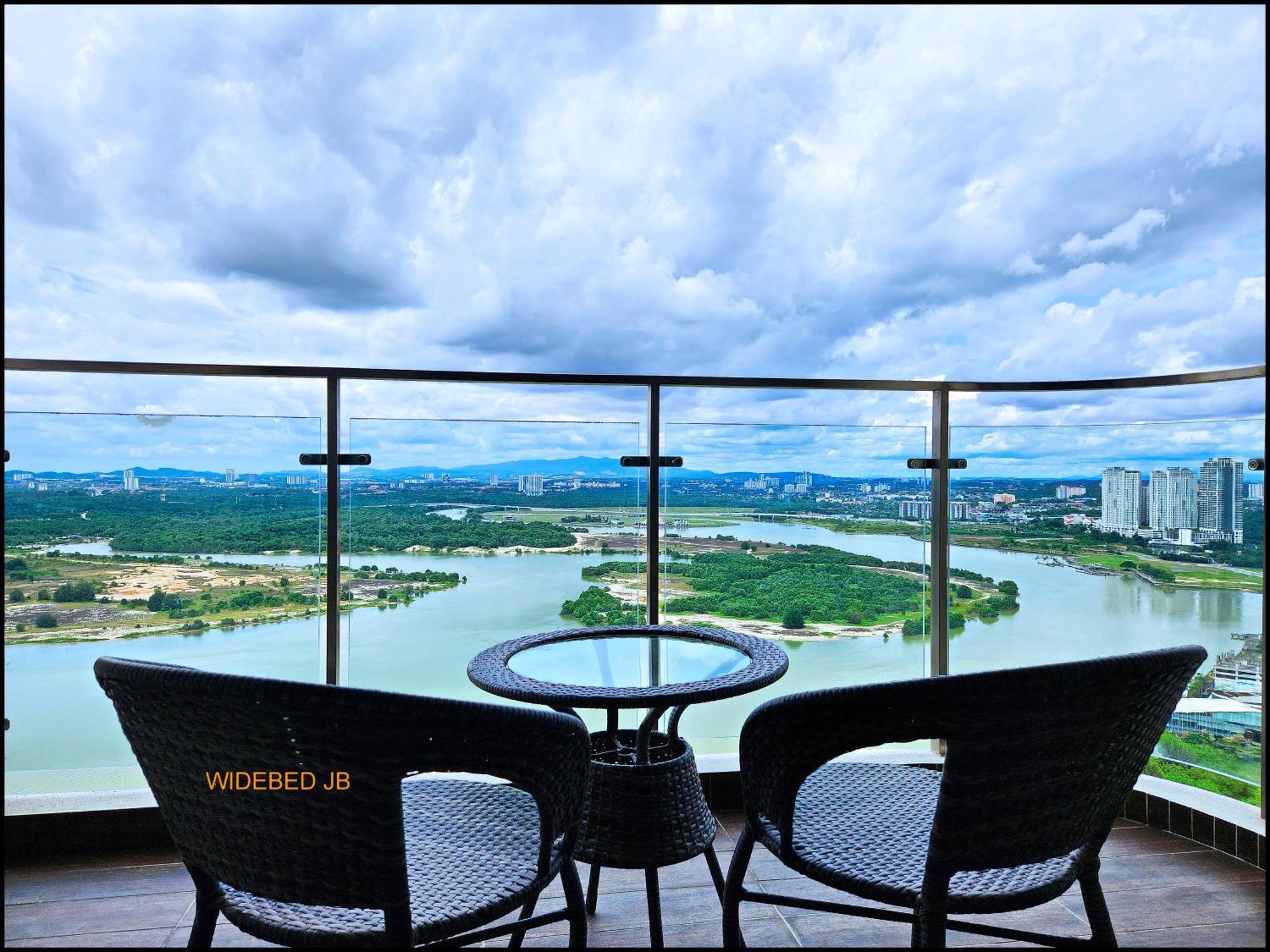 Hotel Country Garden Danga Bay By Widebed Jb Johor Bahru Zewnętrze zdjęcie